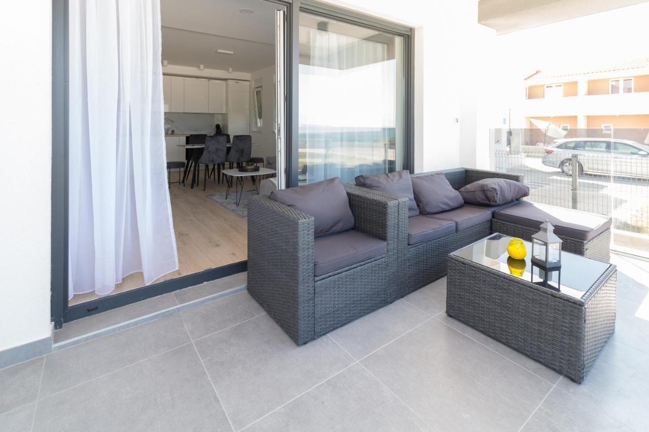 Luxury Beachfront Villa Crystal Aenona - By Ta Leut Agency ニン エクステリア 写真
