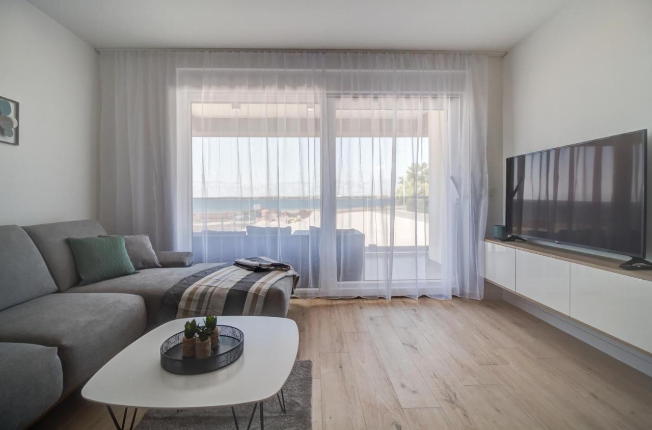 Luxury Beachfront Villa Crystal Aenona - By Ta Leut Agency ニン エクステリア 写真