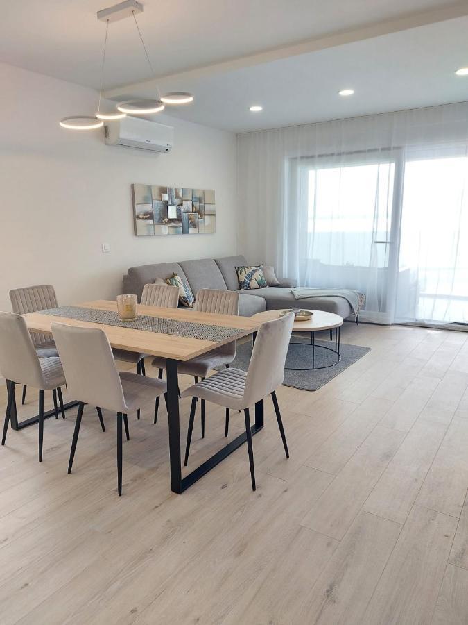 Luxury Beachfront Villa Crystal Aenona - By Ta Leut Agency ニン エクステリア 写真