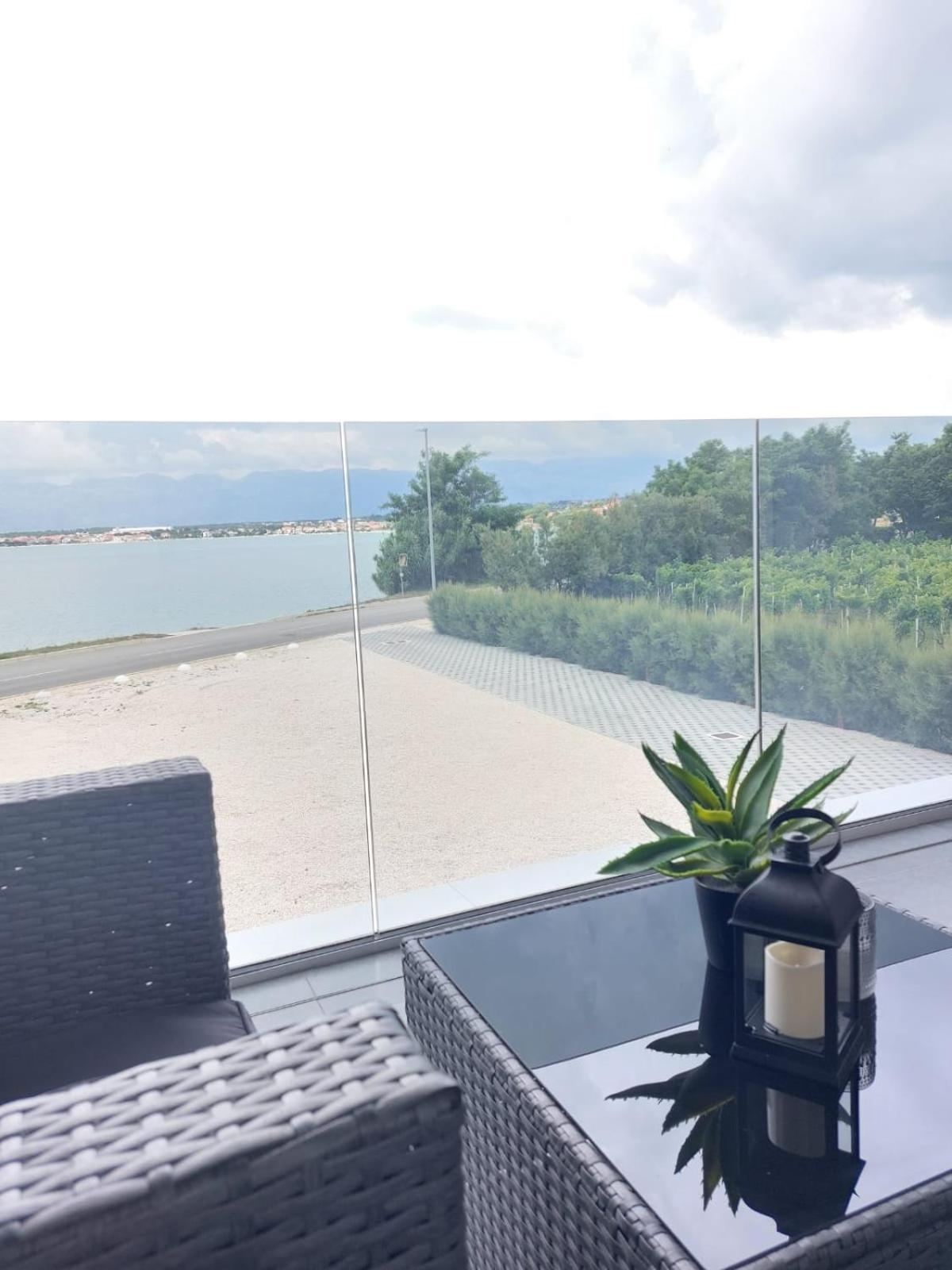 Luxury Beachfront Villa Crystal Aenona - By Ta Leut Agency ニン エクステリア 写真