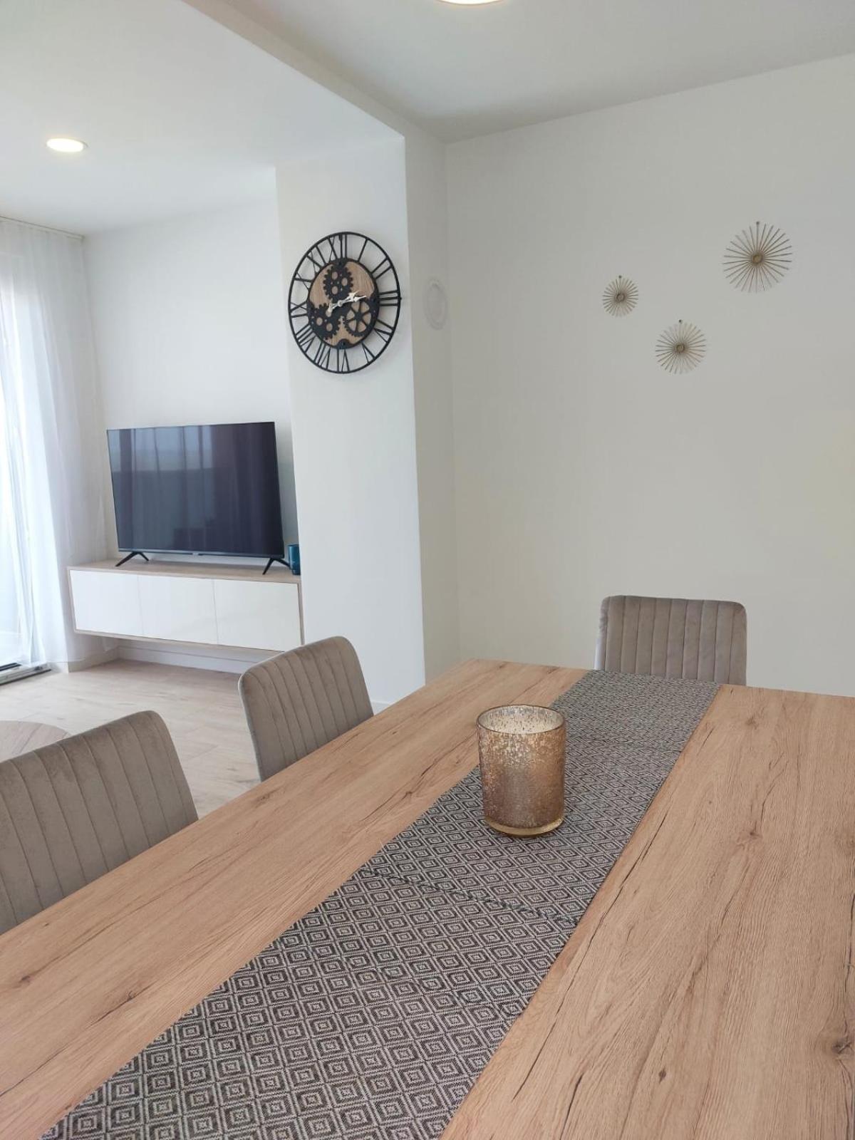 Luxury Beachfront Villa Crystal Aenona - By Ta Leut Agency ニン エクステリア 写真